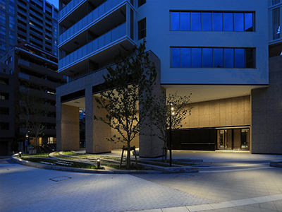 エントランスアプローチ｜ザ・パークハウス三田タワー